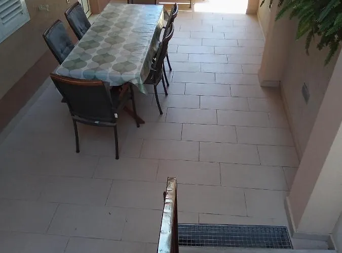 Smiljana Mucic * Makarska