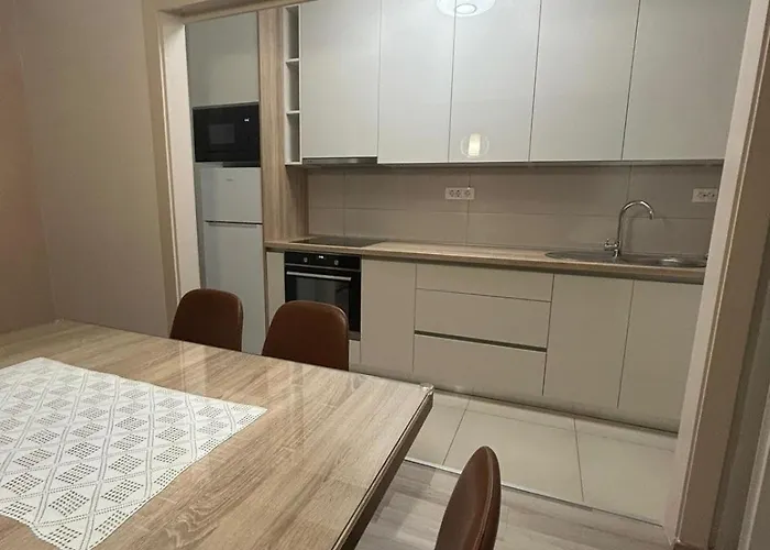 Smiljana Mucic Makarska