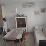 Smiljana Mucic * ماكارسكا