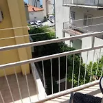 Smiljana Mucic شقة *