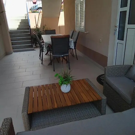 Smiljana Mucic Makarska