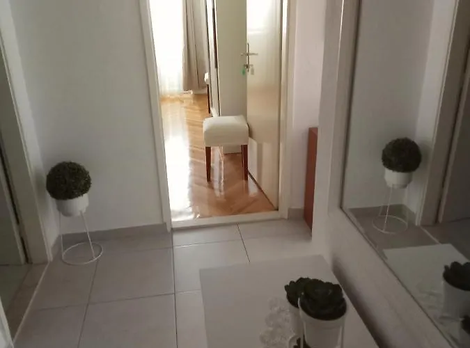 Smiljana Mucic Апартаменты